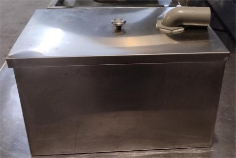Λιποσυλλέκτης Ανοξείδωτος 22Lt 41x26x25Cm Μεταχειρισμένος